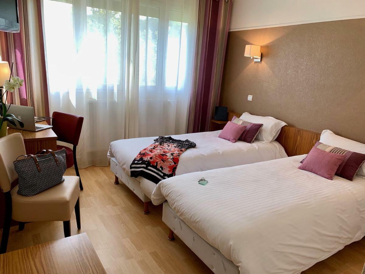 Hotel Brun Saint-Lattier Bagian luar foto